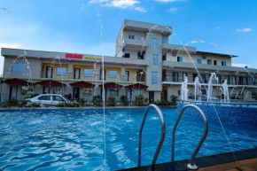 Holiday Beach Resort !! Beach Distance 50 Mts !!